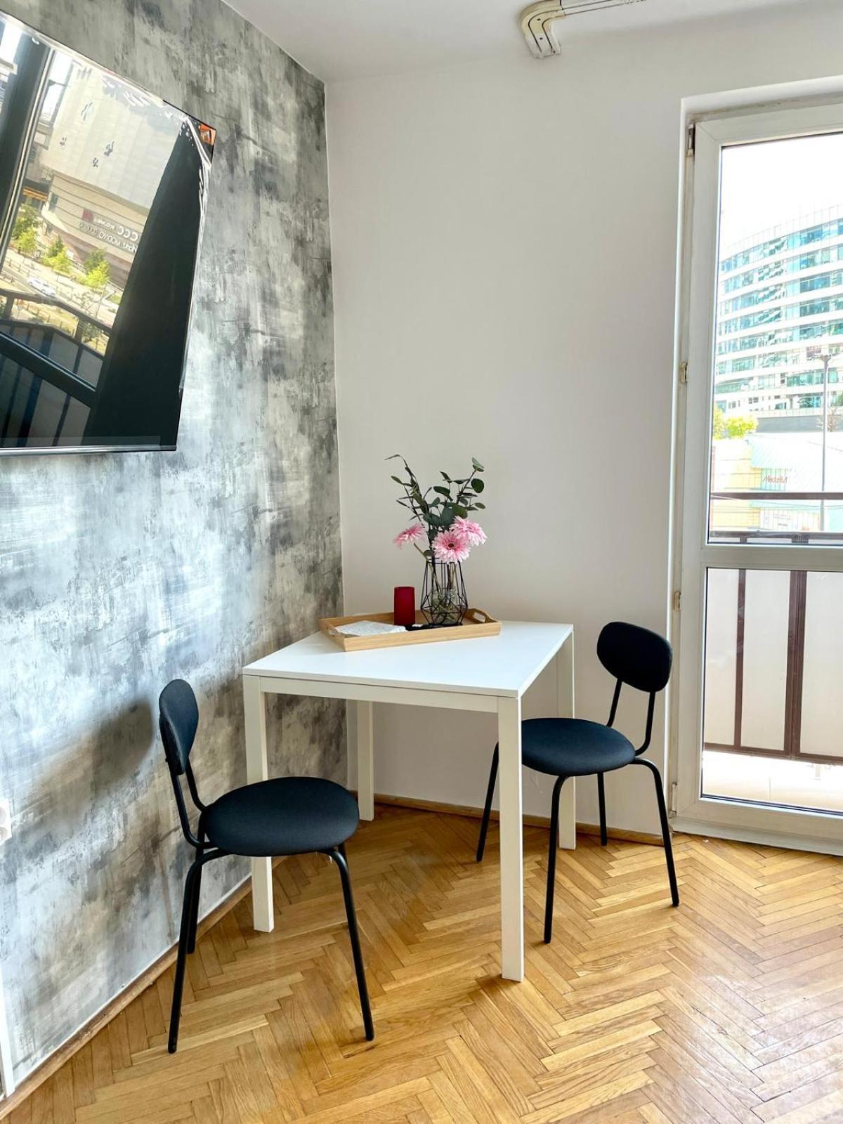 Super Central, Amazing View! 55"Smart Tv & Fast Wifi Warsaw Exterior photo