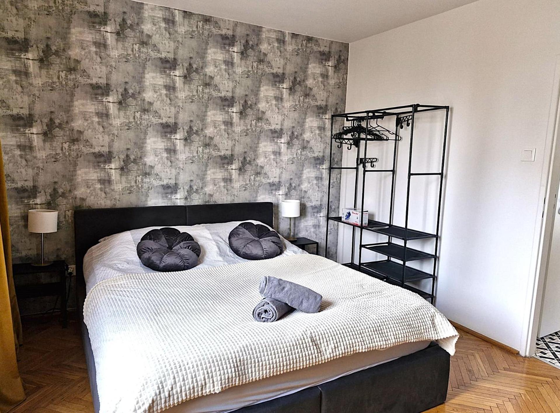 Super Central, Amazing View! 55"Smart Tv & Fast Wifi Warsaw Exterior photo