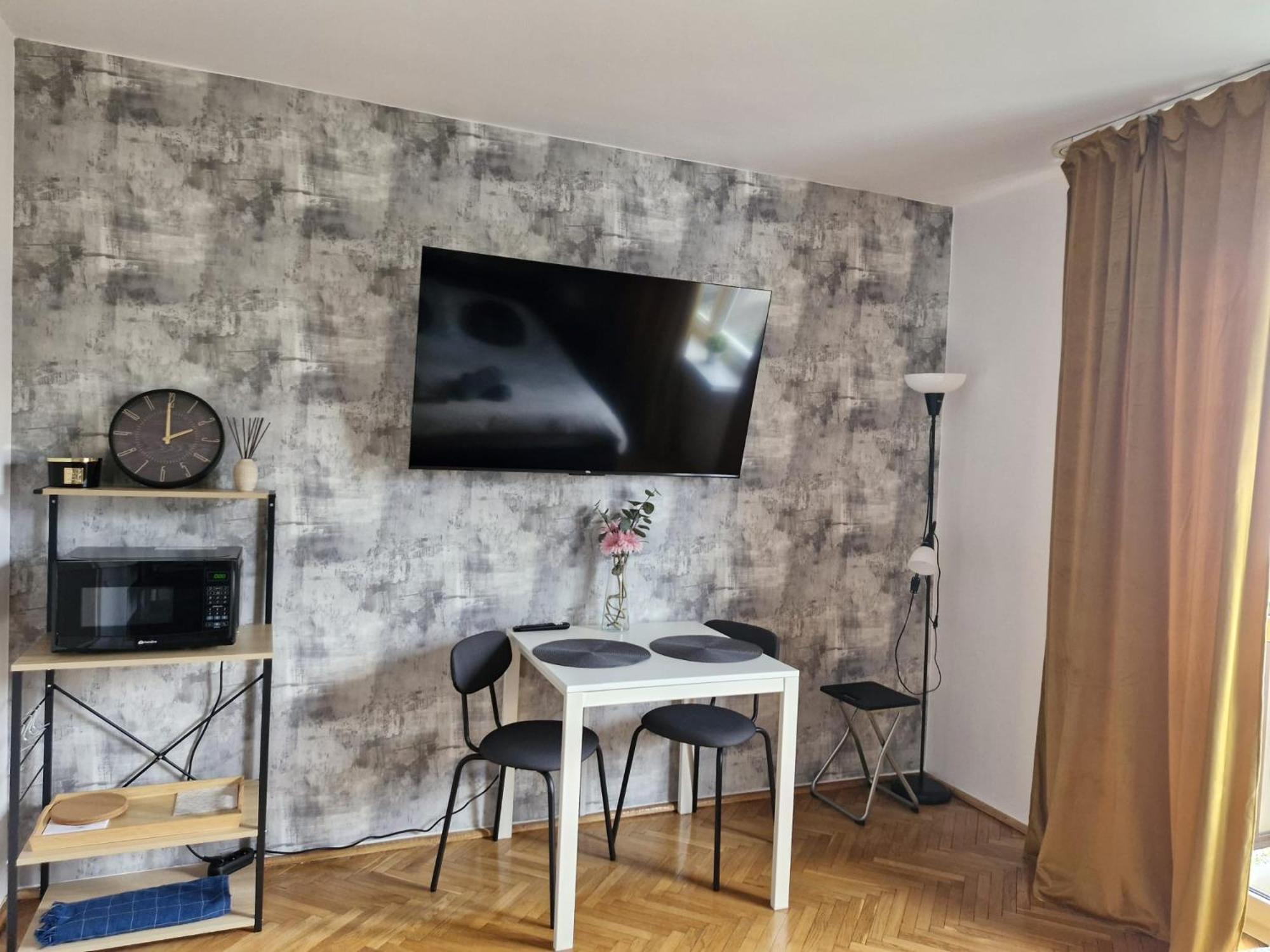 Super Central, Amazing View! 55"Smart Tv & Fast Wifi Warsaw Exterior photo